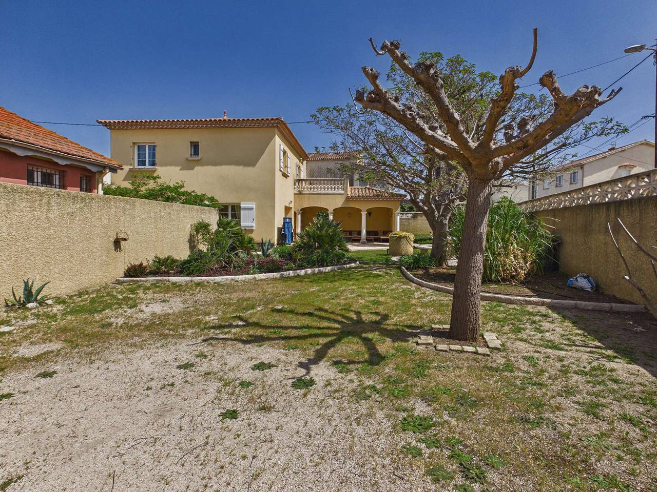 Maison 4 chambres proche mer, jardin et terrasse in Grau-d'Agde, Agde
