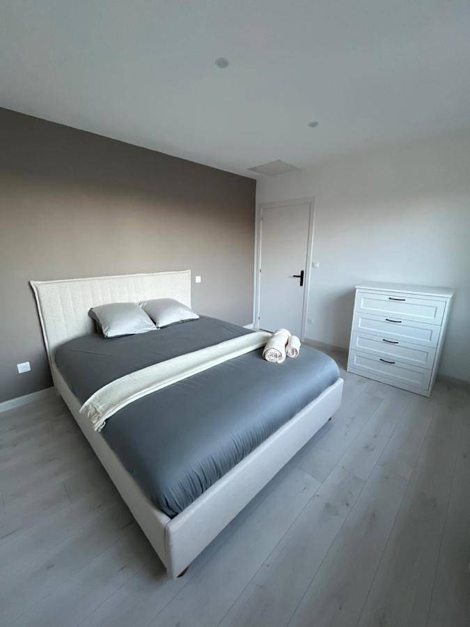 Gîte pour 6 personnes à Givet (homonymie) - 2