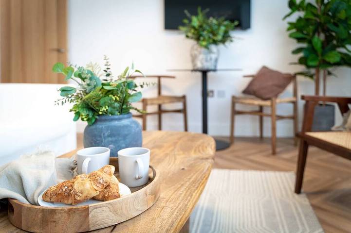 Ganze Wohnung, Bright Apartment in Chester's Heart in Chester, West Cheshire und Chester
