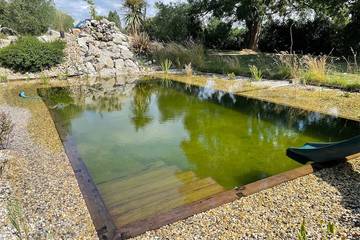 Gîte pour 4 personnes, avec piscine ainsi que jacuzzi et jardin à Teloché