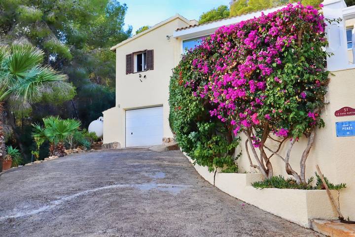 Chalet para 6 personas, con vistas al mar además de jardín y piscina, Familias con niños en Marina Baja - 2