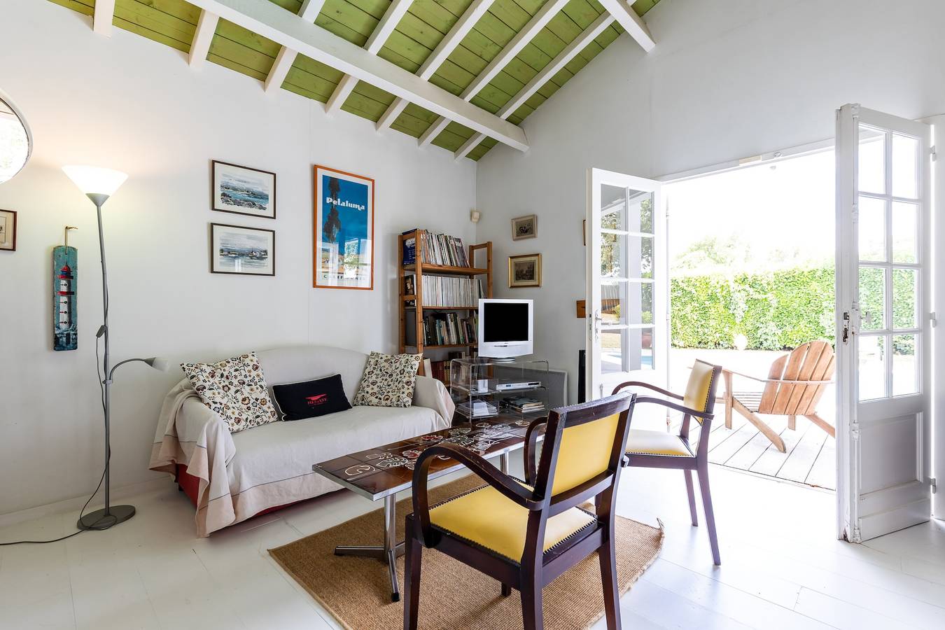 Estudio entero, La Maison des Voyages – Loft con piscina privada entre viñedos in Saint-Aubin-de-Branne, Región de Libourne