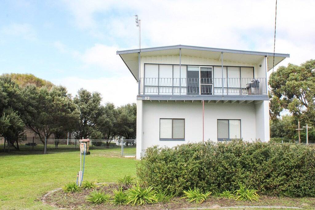 Long View-82 Esplanade in Robe, South Australia