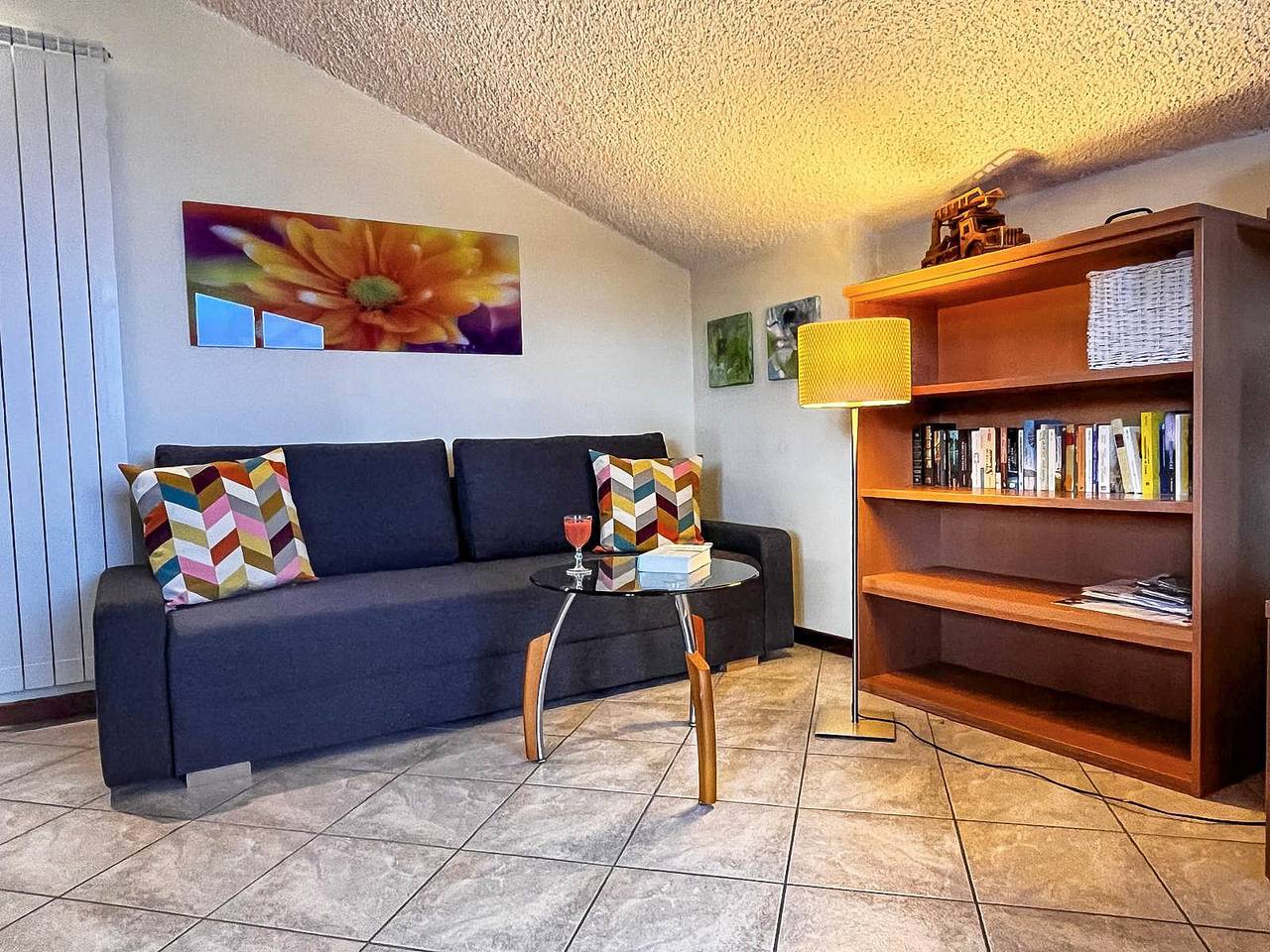 Geheel appartement, Vakantieappartement voor 4 personen met uitzicht op het meer in Sarangio, Maccagno con Pino e Veddasca