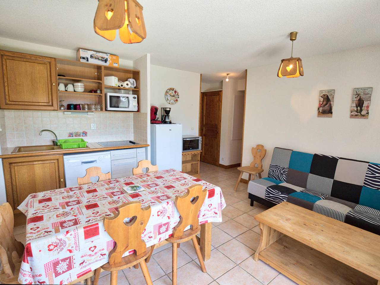 Apartamento entero, Apartamento a pie de pistas con gran terraza y estacionamiento in Flumet, Albertville region