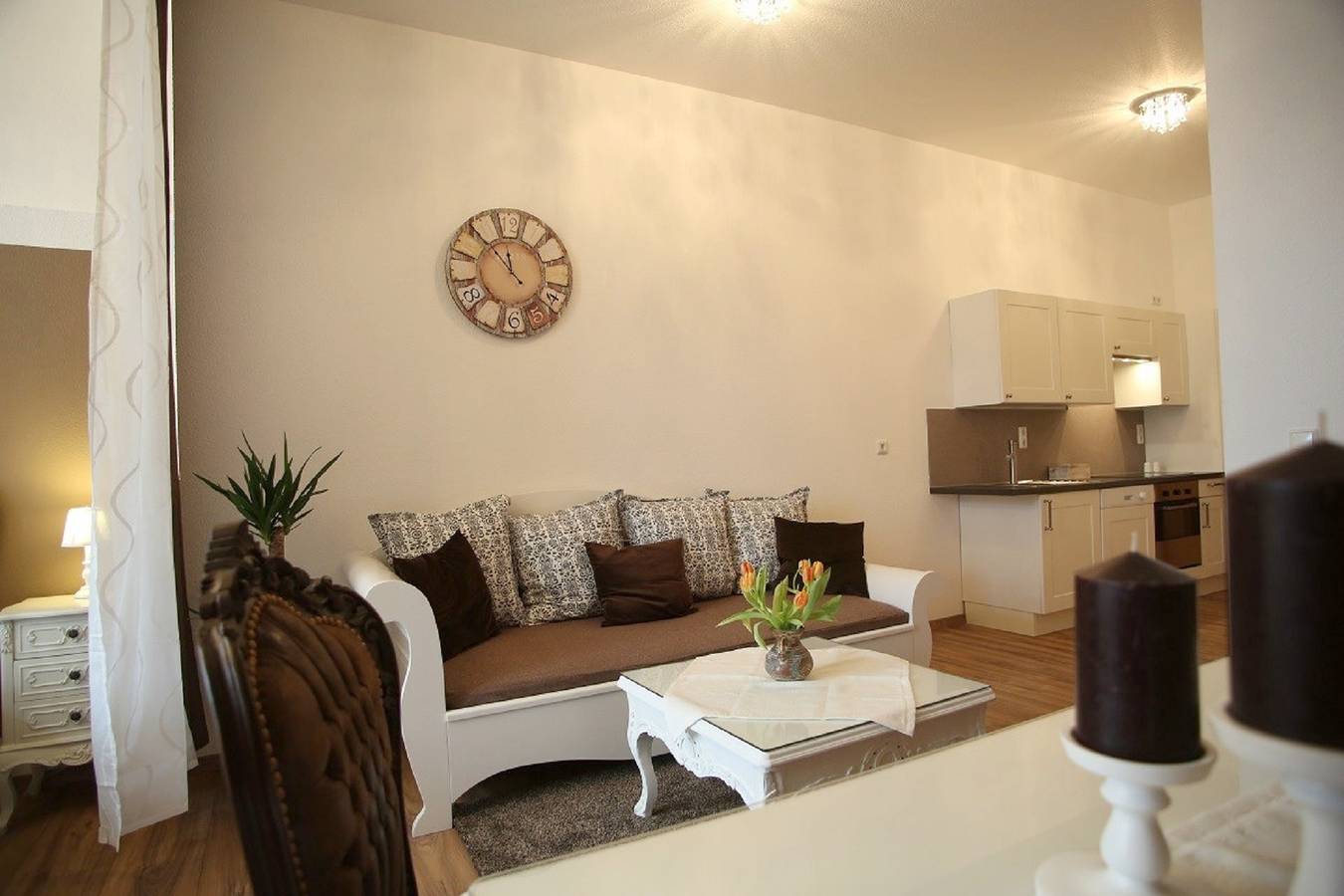 Ganze Wohnung, Ferienwohnung Paris bis zu 3 Personen in Mühlhausen, Unstrut-Hainich-Kreis