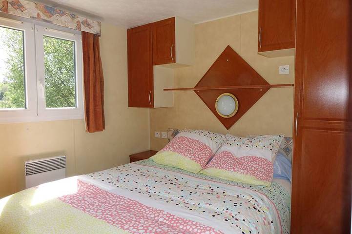 Mobil home pour 4 personnes à Campagne (homonymie) - 2