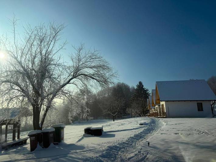 Chalet für 4 Personen, mit Ausblick und Garten - 1