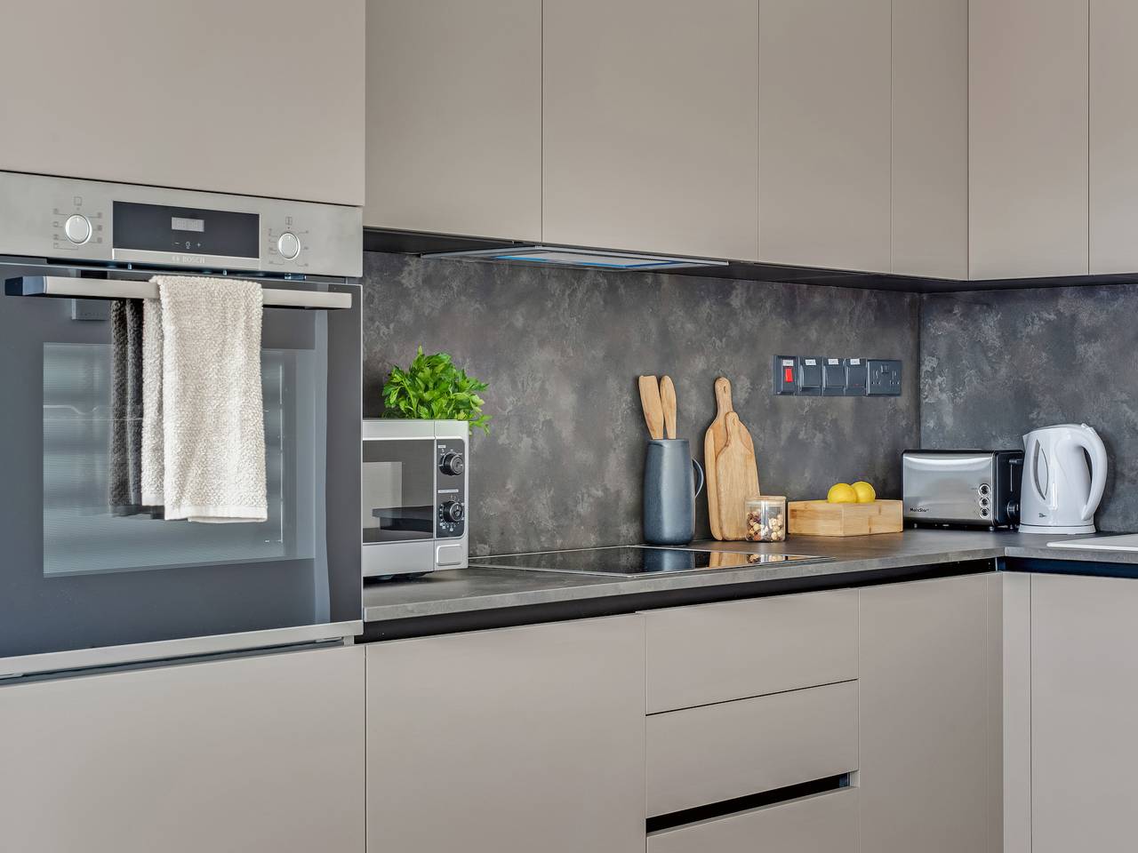 Ganze Wohnung, Sanders Crystal 2 - Hübsches 1-Zimmer-Appartement mit Gemeinschaftspool in Limassol, Südzypern