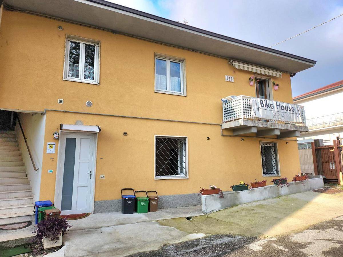 Appartamento intero, Bike House "beach" in Seriate, Provincia di Bergamo