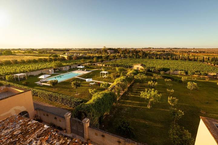 Casa vacanza per 4 persone, con Balcone e Terrazza nonché Giardino e Piscina a Novoli