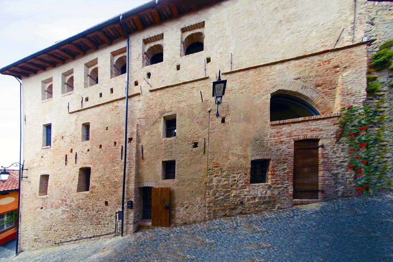 Palazzo d'Assi - Guest house in Monforte d'Alba, Langhe