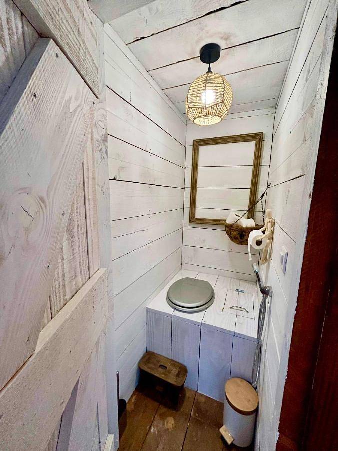 Tente pour 4 personnes, avec jardin et piscine ainsi que terrasse et vue dans les Pyrénées-Orientales - 4