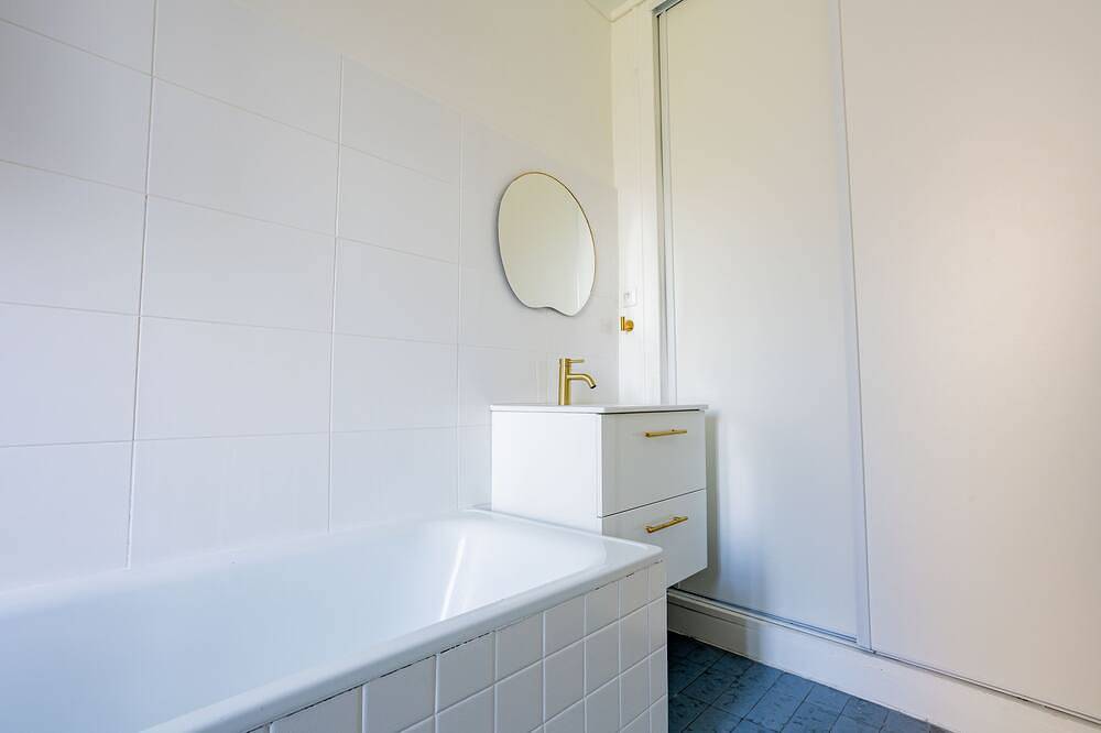 Apartamento entero, Apartamento-Baño privado externo in Le Pré-Saint-Gervais, Sena-Saint Denis