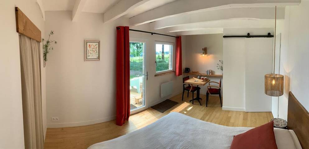 Location de vacances pour 2 personnes, avec jardin ainsi que terrasse et vue à Marcolès - 4