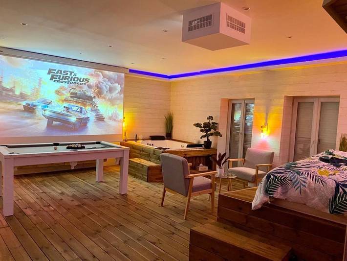 Gîte pour 2 personnes, avec balcon ainsi que jacuzzi et sauna à Aubière - 2