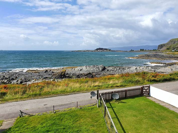 Vacation rental for 4 people, with yard in Scotland