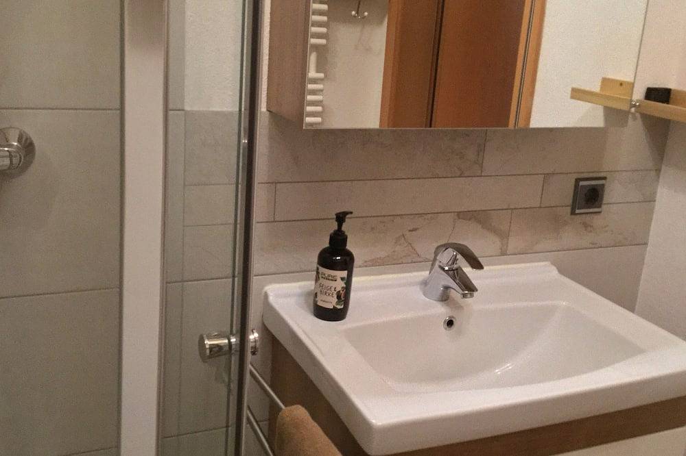 Ganze Wohnung, Fewo Am Blütenhang Nenzingen in Orsingen-Nenzingen, Landkreis Konstanz