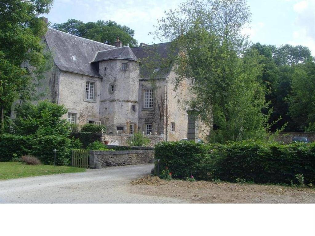 Manoir de Rouessé in Laval, Mayenne
