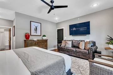 Vacation House for 34 Guests in Ozark Mountains, Table Rock Lake, Picture 3