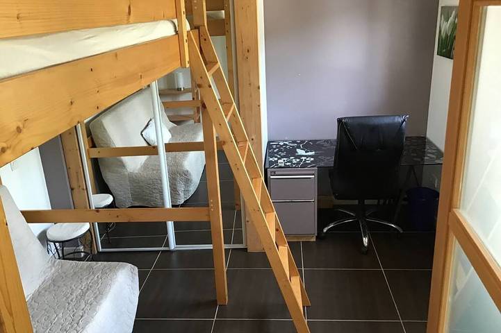 Location de vacances pour 6 personnes, avec jacuzzi et terrasse ainsi que piscine et jardin à Figari - 4