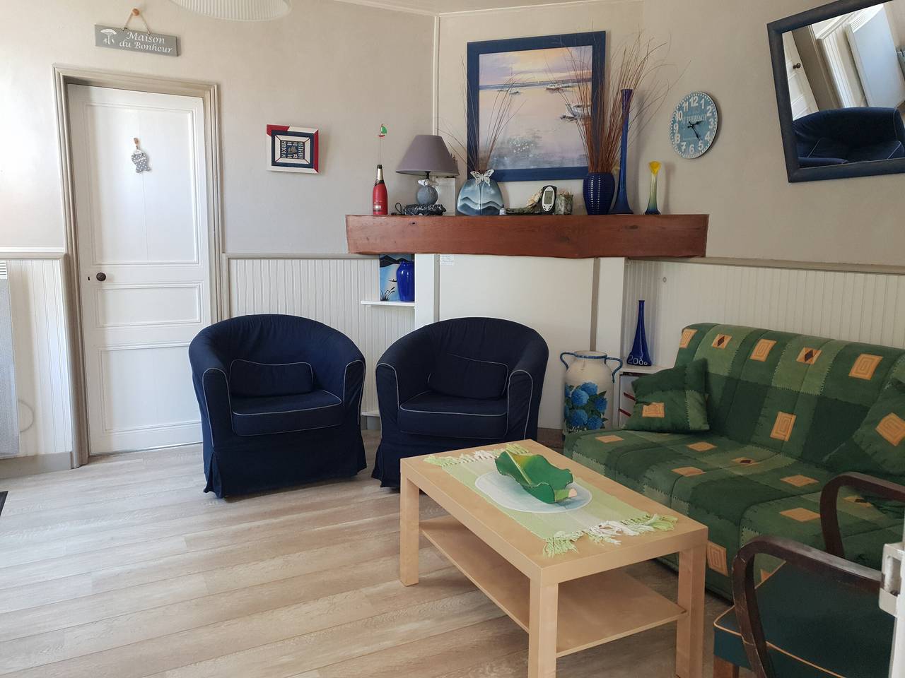 Maison Vendéenne Rénovée, Proche Plage et Commerces, Chambres Indépendantes, Jardin Privé in L'Aiguillon-la-Presqu'île, Vendée