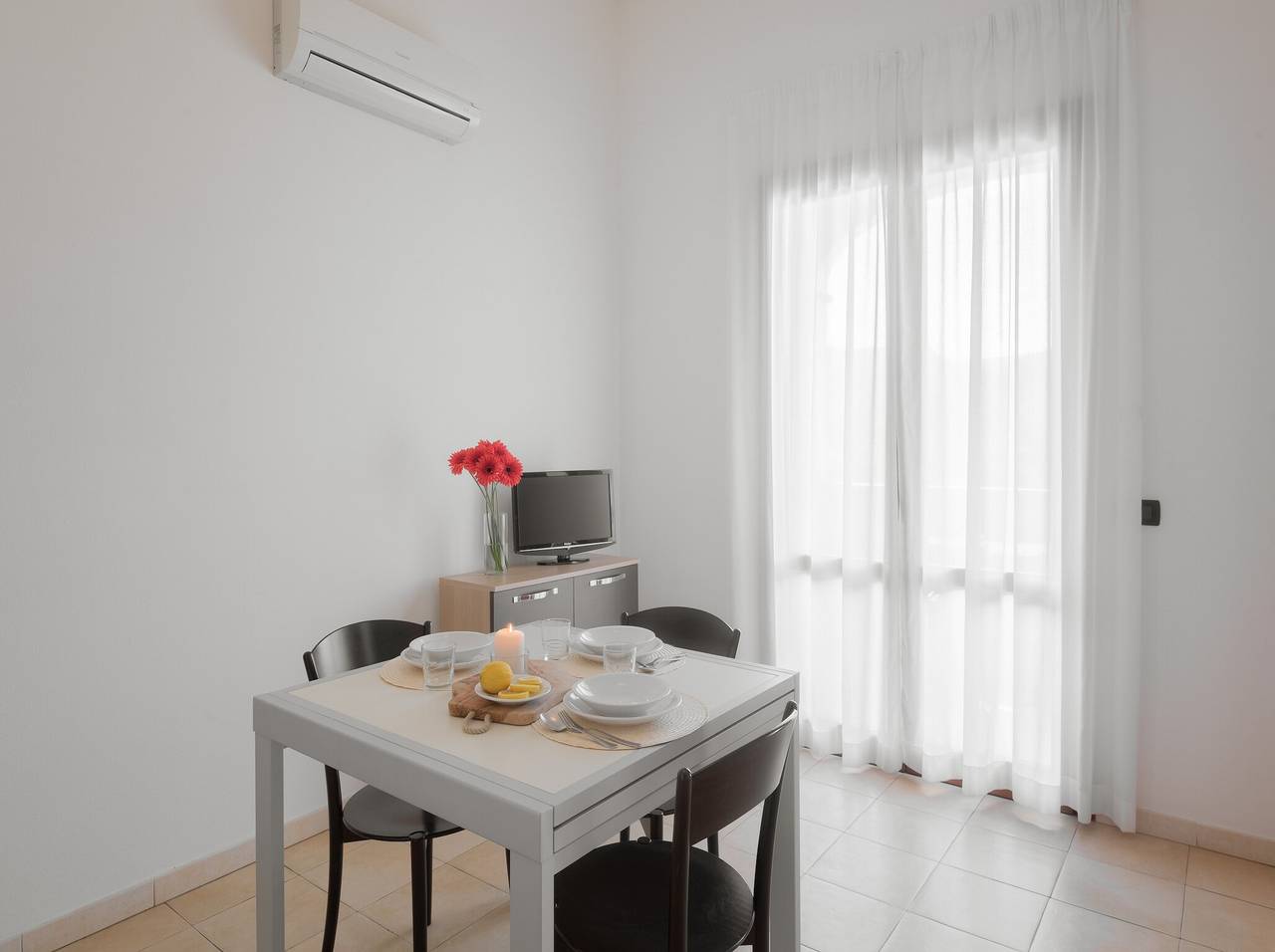 Ganze Wohnung, Modern möbliertes Haus in Villasimius in Crabonaxa/Villasimius, Villasimius