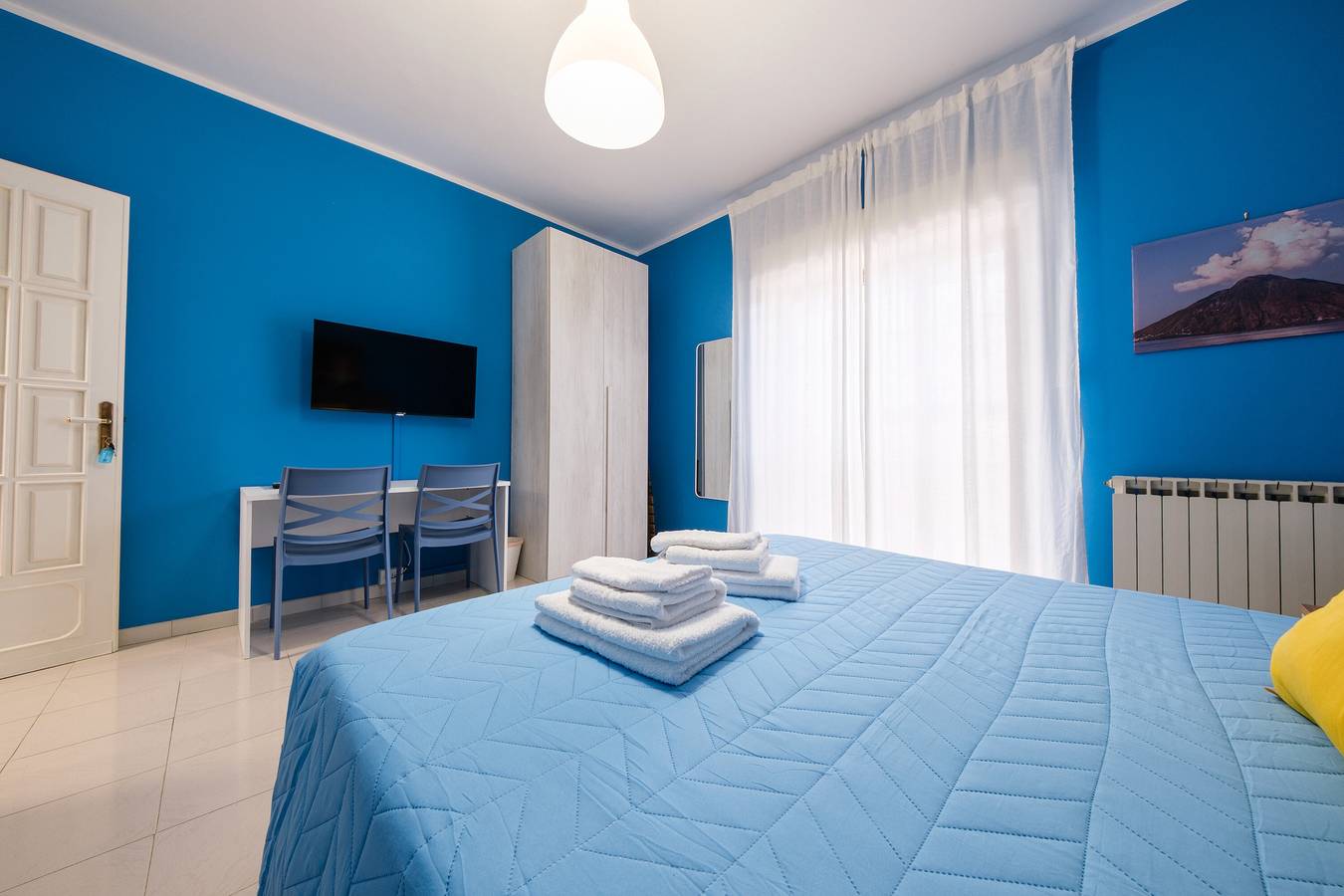 Room 'Stromboli' with Sea View, Wi-Fi and Air Conditioning in Pace del Mela, Messina provins
