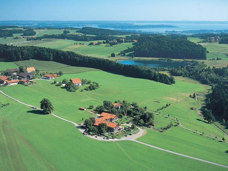 Cafe Pauli - Einzelzimmer Dusche/Wc, Tv und Balkon° in Aschau im Chiemgau, Chiemsee