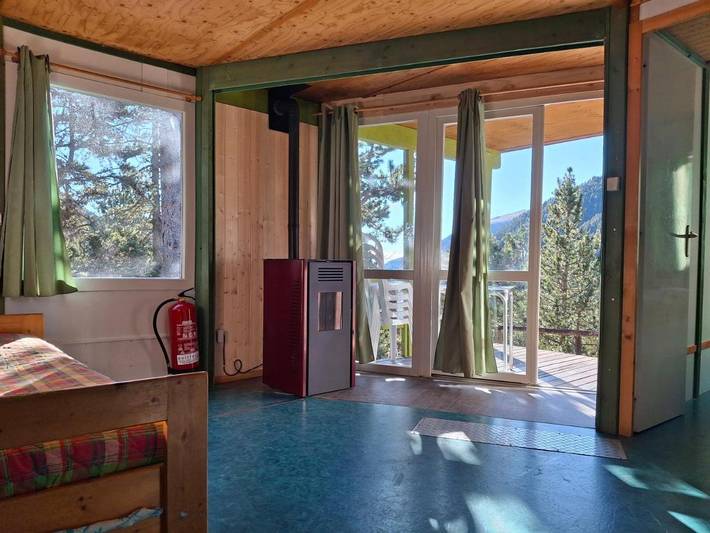 Bungalow para 7 personas, con jardín y vistas en Pirineo Catalan
