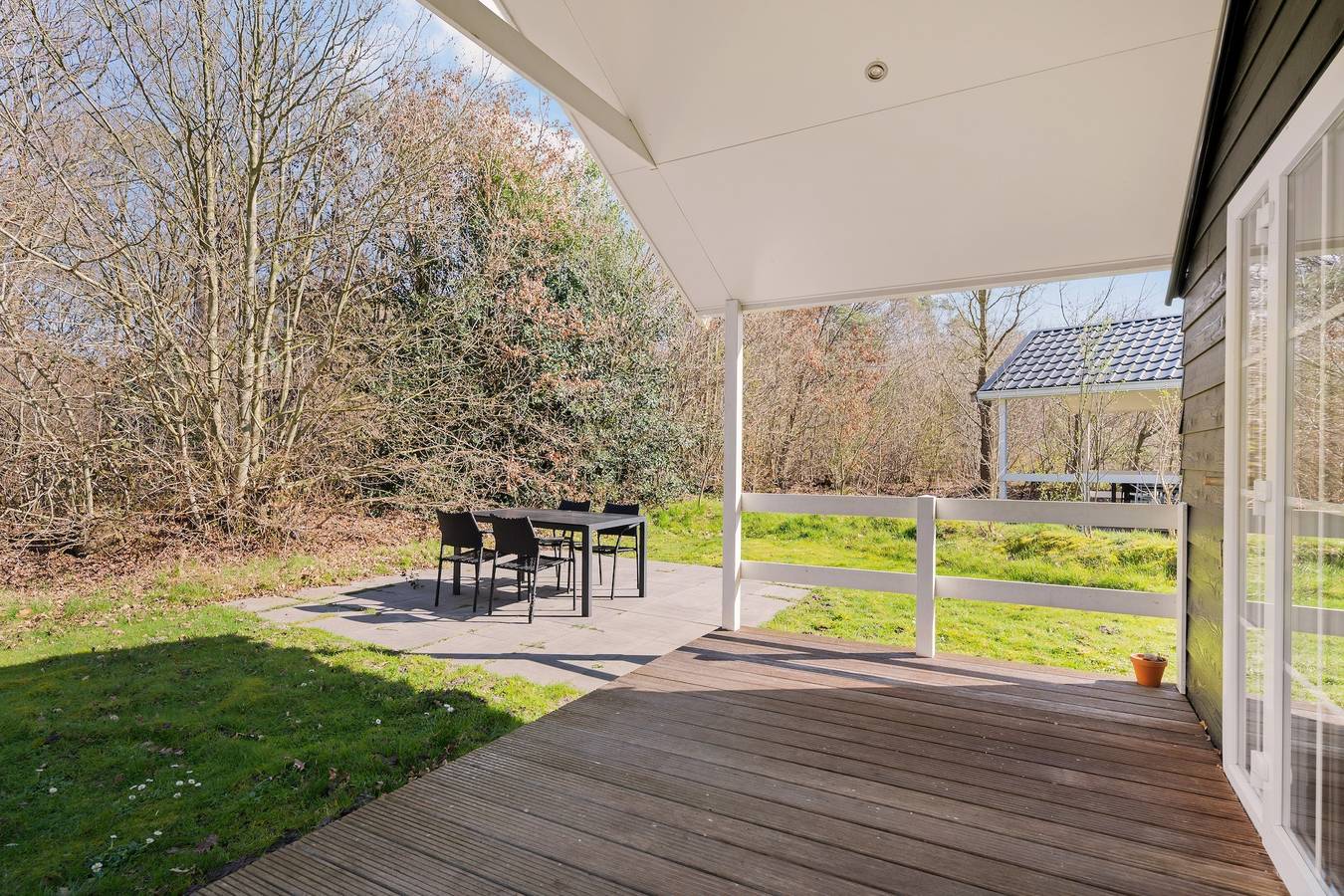 Vakantiehoeve Si-Es-An — Boslodge | 4 personen in Hardenberg, Regio Zwolle