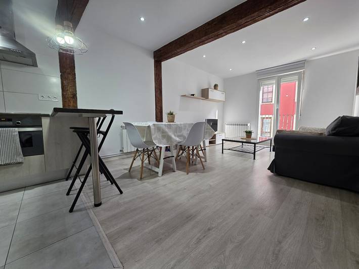 Apartamento de vacaciones para 4 personas, con balcón - 1
