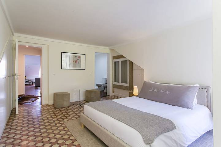 Ganze Wohnung, Al \ 86391 - Charmantes Penthouse in Chiado mit Terrasse. in Encarnação, Costa de Lisboa