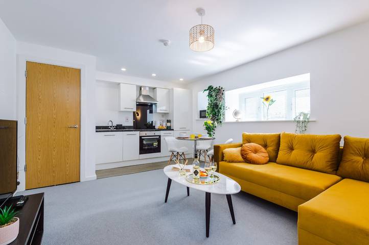 Holiday apartment for 5 people, child-friendly in Leeds