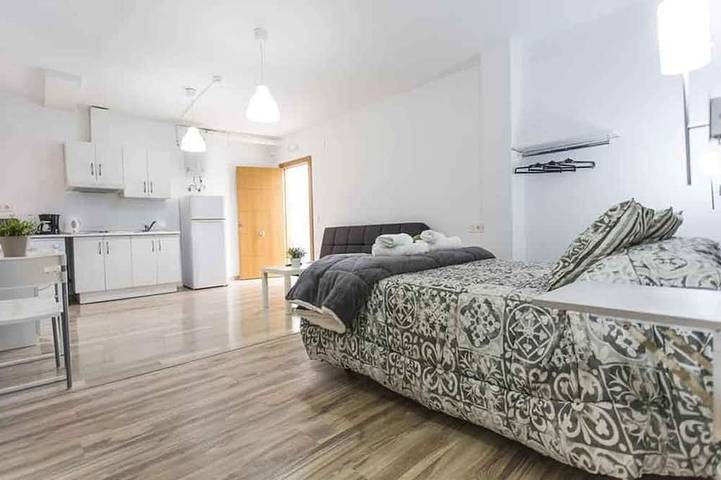 Apartamento entero, Apartamentos Turisticos Horno de Marina - Estudio 2 Personas in Centro-Sagrario, Granada