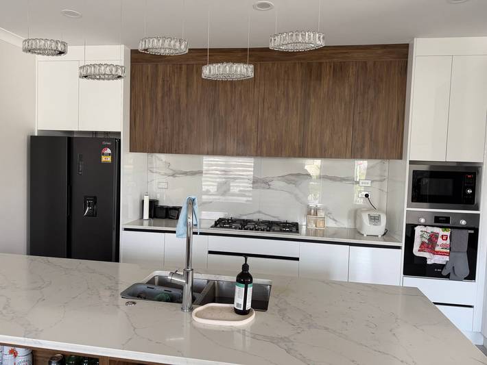 Privates wunderbares Haus mit 6 Schlafzimmern in Flatbush in Auckland, Auckland Council