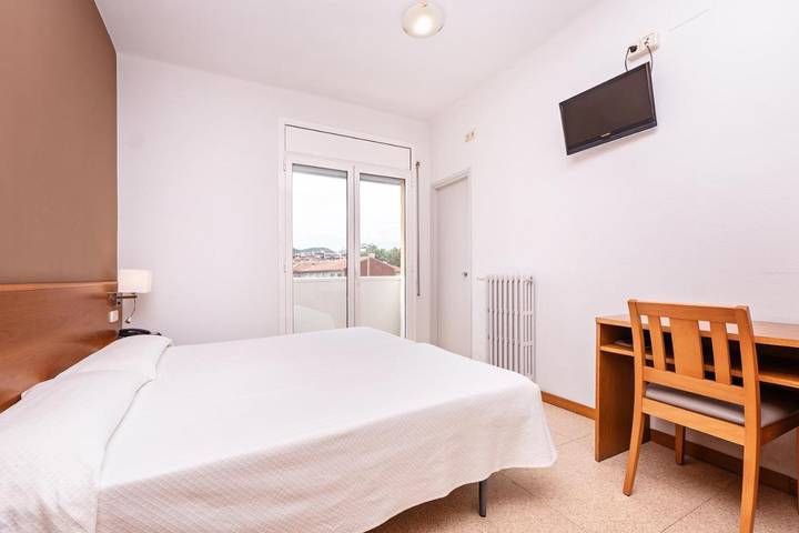 Hôtel pour 2 personnes, avec jardin à Olot - 2