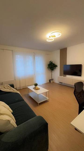 Ferienwohnung für 4 Personen, mit Balkon in Neukölln Berlin