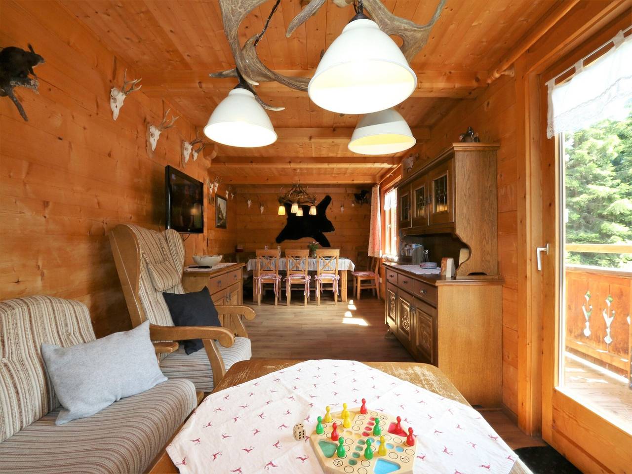 Geheel appartement, Chalet in Hochfügen near Ski Slopes in Tux Alps, Hochfügen