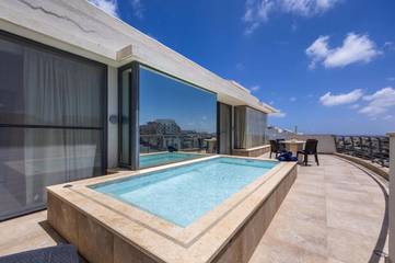 Gîte pour 4 personnes, avec vue et piscine dans Mellieha