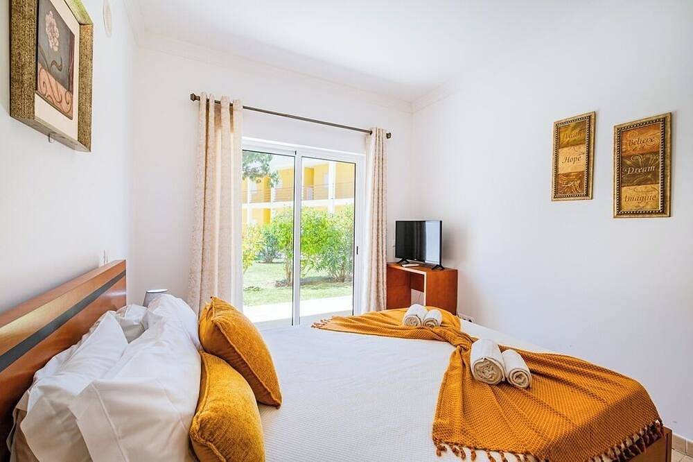 Ganze Wohnung, Pool & Beach in Encosta São José in Guia, Faro Distrikt