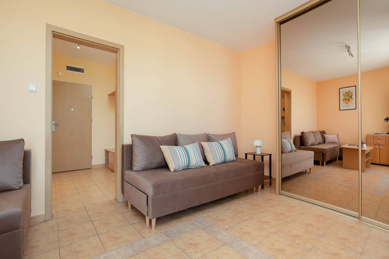 Apartamento entero, Cozy Studio with a Balcony | Pet-Friendly in Varsovia, Mazovia (región)