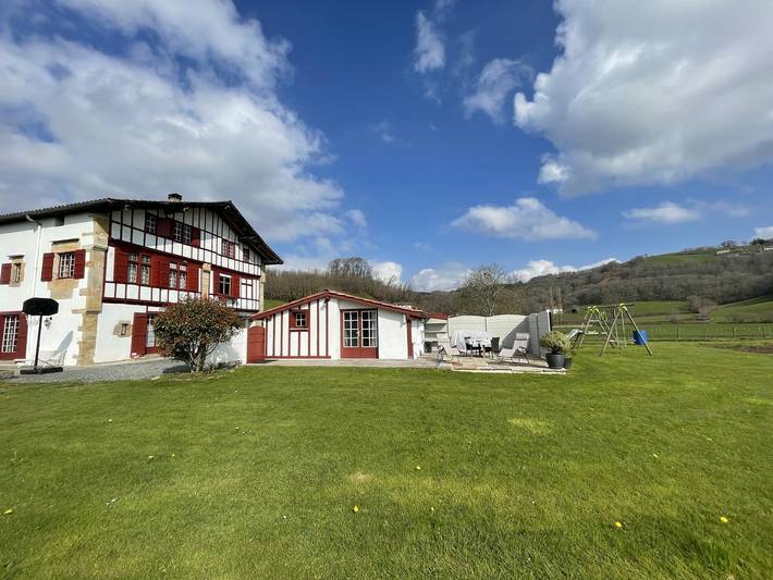 Gîte pour 2 personnes, avec Terrasse et Jardin