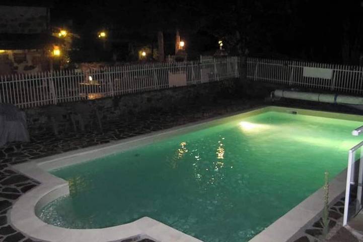 Location de vacances pour 6 personnes, avec piscine à Graissac - 4