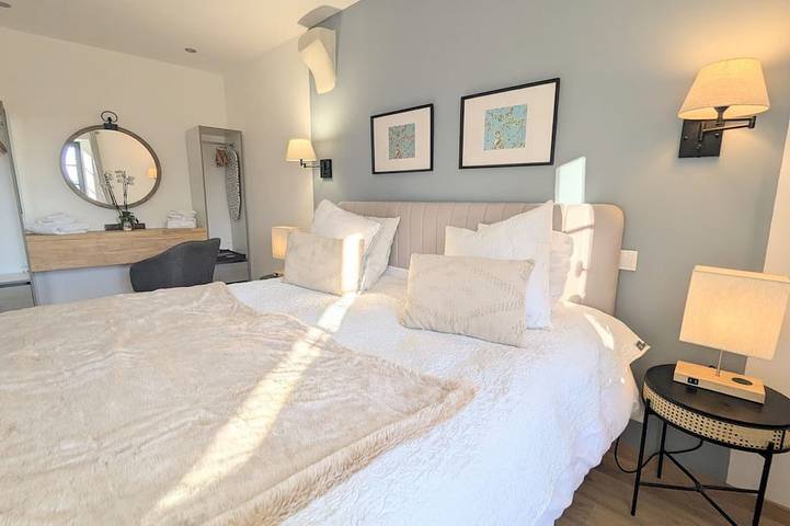 Gîte pour 4 personnes à Saint-Cyran-du-Jambot - 2