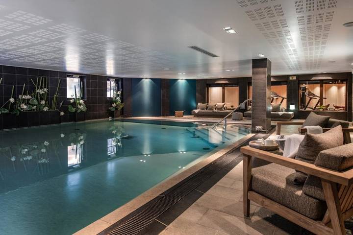 Appart’hôtel pour 6 personnes, avec sauna et piscine ainsi que terrasse et vue