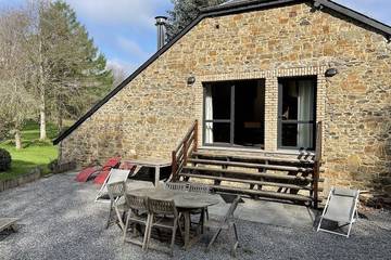 Gîte pour 4 personnes, avec jardin dans Redu