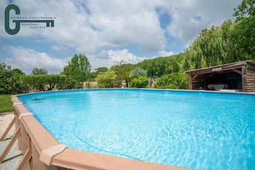 Gîte pour 6 personnes, avec jardin et jacuzzi ainsi que sauna et piscine, animaux acceptés à Mas-Saintes-Puelles