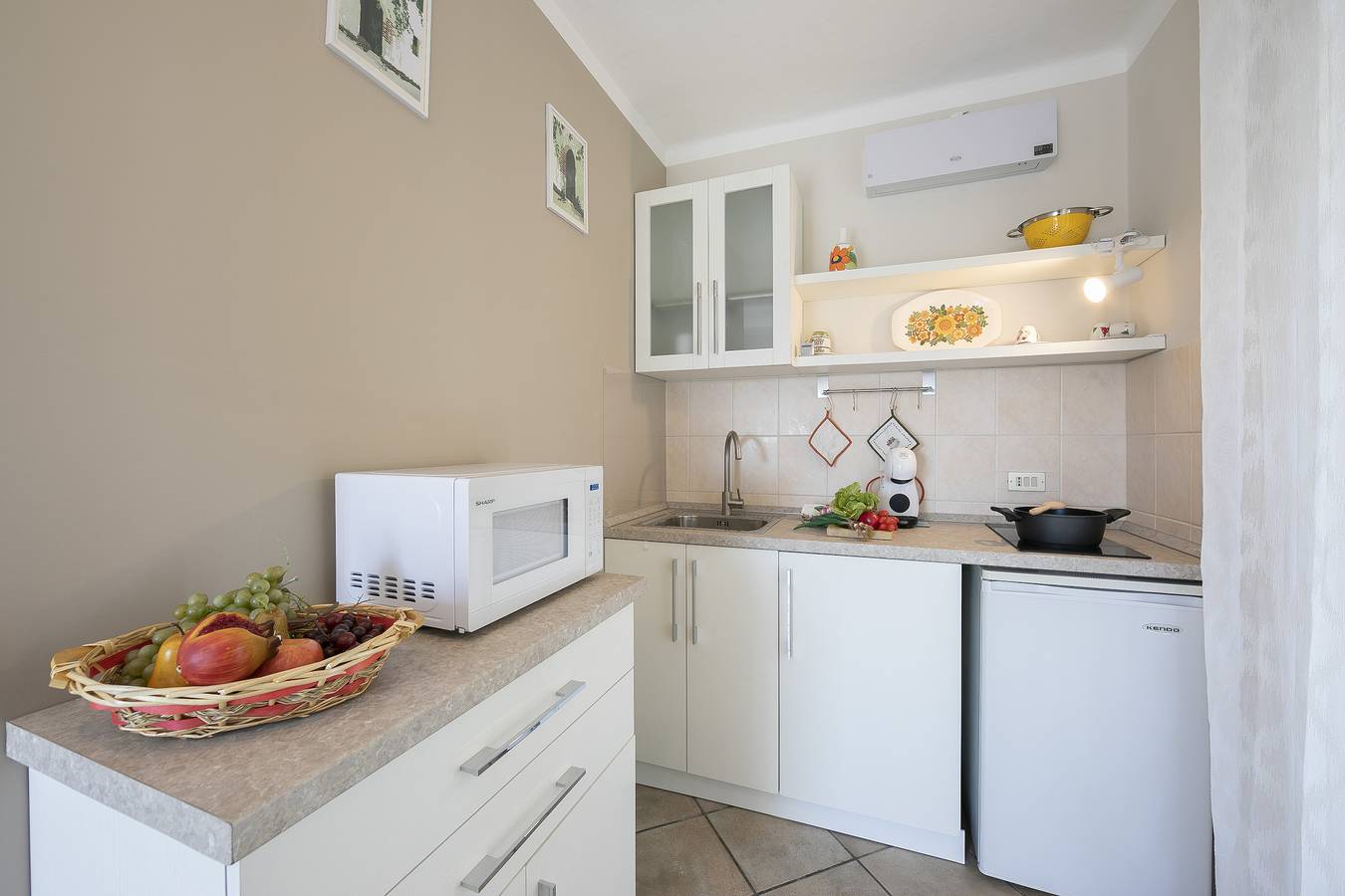 Ganze Wohnung, Nido Belvedere Ac and Lake View in Lesa, Lago Maggiore (Piemont)