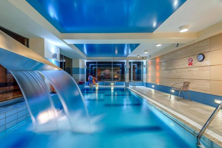 Ferienanlage für 2 Personen, mit Pool und Sauna sowie Balkon und Whirlpool in Polen